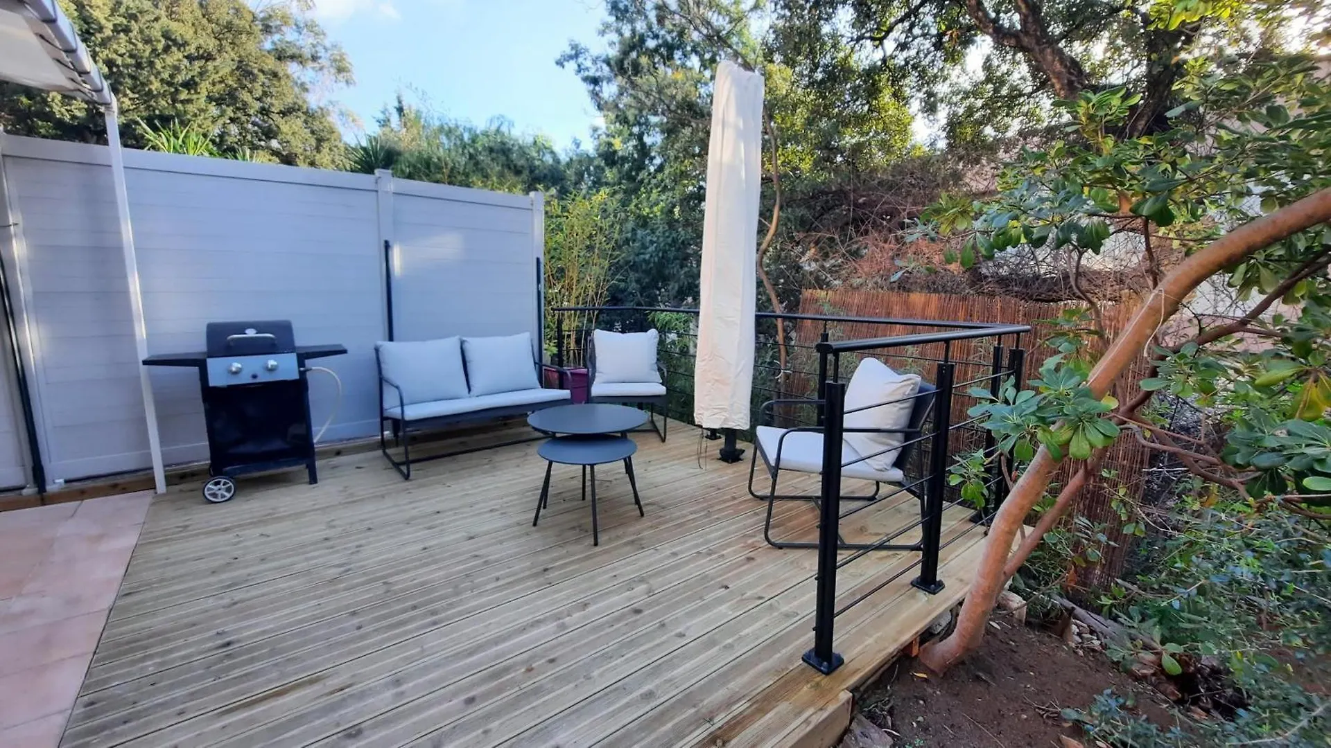 Appartement Studio Climatise Lantanas 4 Personnes Le Lavandou